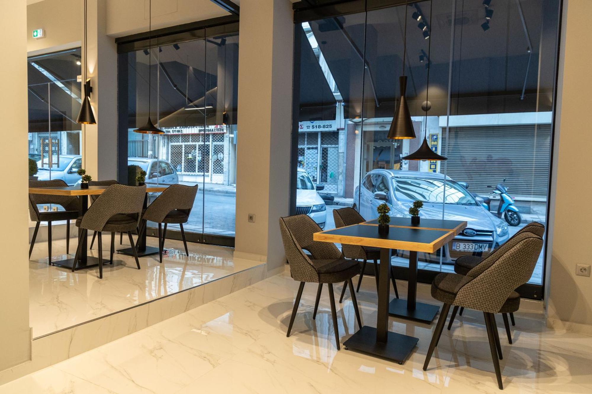 Grand Port Suites Salonic Exterior foto